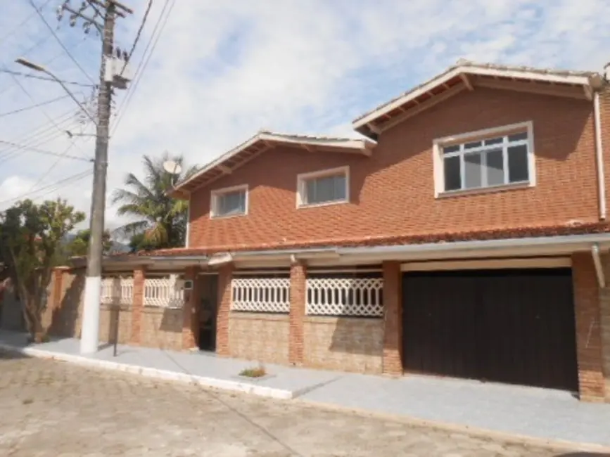 Foto 1 de Casa com 7 quartos à venda, 571m2 em Barranco Alto, Caraguatatuba, SP