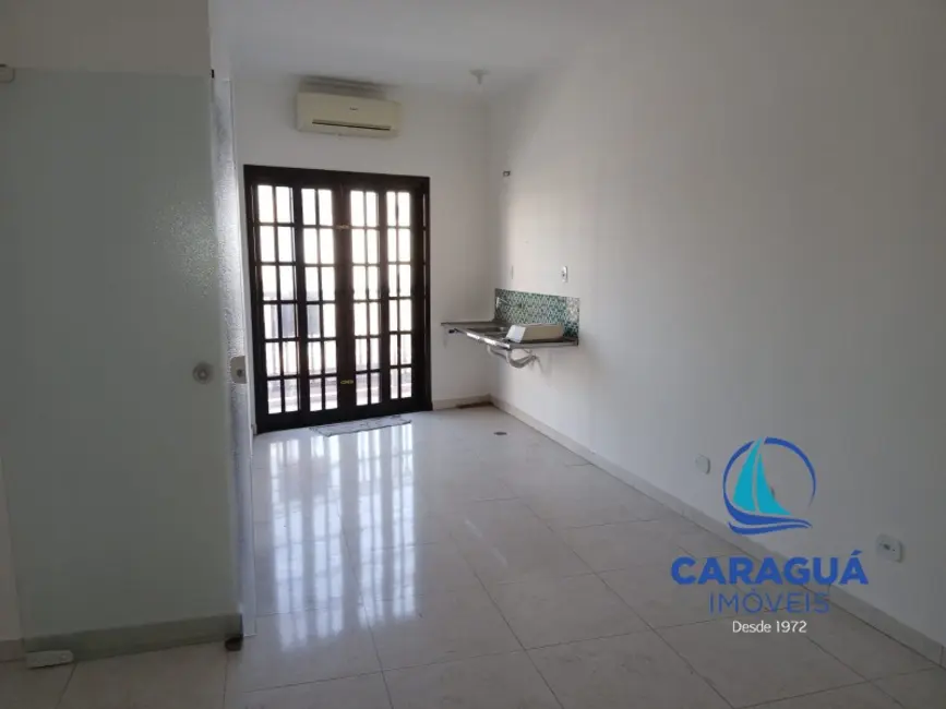 Foto 9 de Sala Comercial para alugar, 30m2 em Jardim Primavera, Caraguatatuba - SP