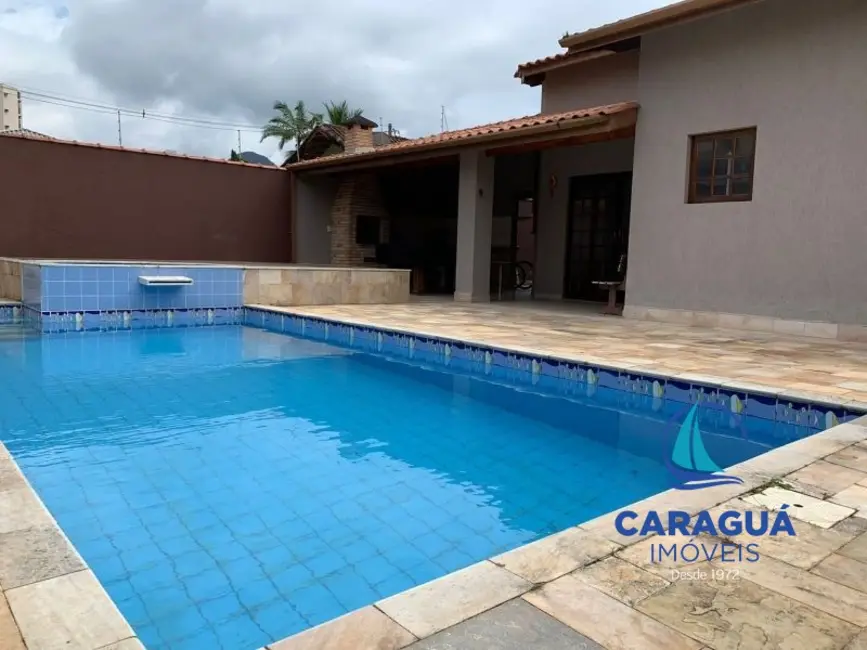 Foto 1 de Casa com 3 quartos para alugar, 450m2 em Prainha, Caraguatatuba, SP