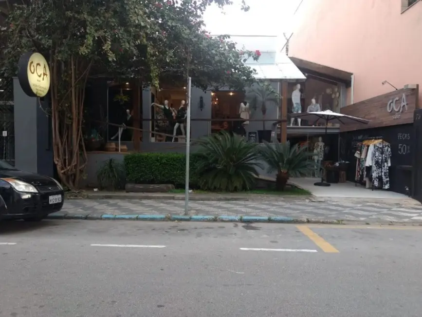 Sala Comercial à venda, 246m2 em Centro, Caraguatatuba - SP - imagem 9 Foto 9 de Sala Comercial à venda, 246m2 em Centro, Caraguatatuba - SP