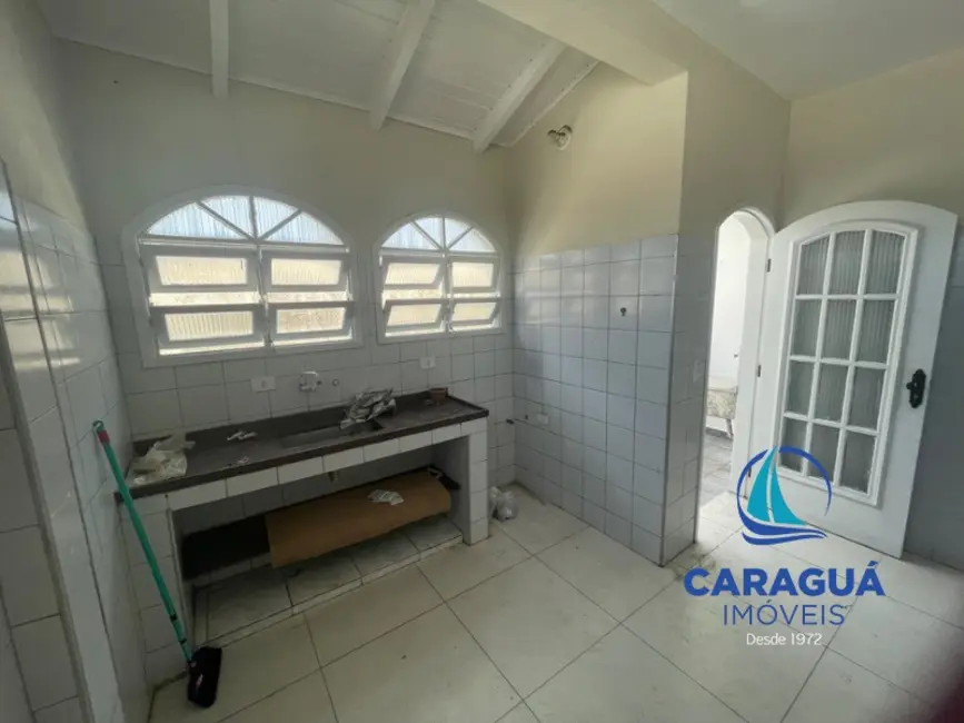 Foto 6 de Apartamento com 1 quarto para alugar, 60m2 em Sumaré, Caraguatatuba - SP