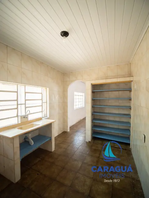 Foto 5 de Casa com 2 quartos para alugar, 70m2 em Centro, Caraguatatuba - SP