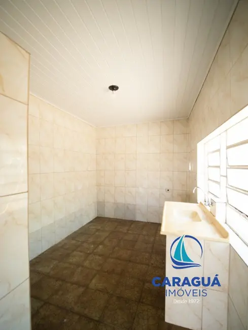 Foto 6 de Casa com 2 quartos para alugar, 70m2 em Centro, Caraguatatuba - SP