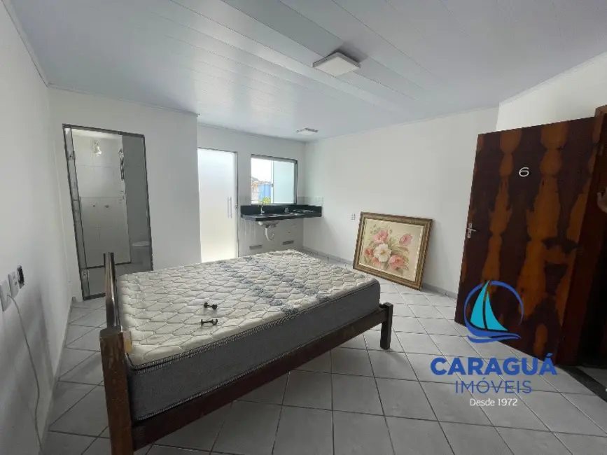 Foto 2 de Kitnet com 1 quarto para alugar, 35m2 em Centro, Caraguatatuba - SP