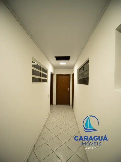 Foto 3 de Kitnet com 1 quarto para alugar, 35m2 em Centro, Caraguatatuba - SP