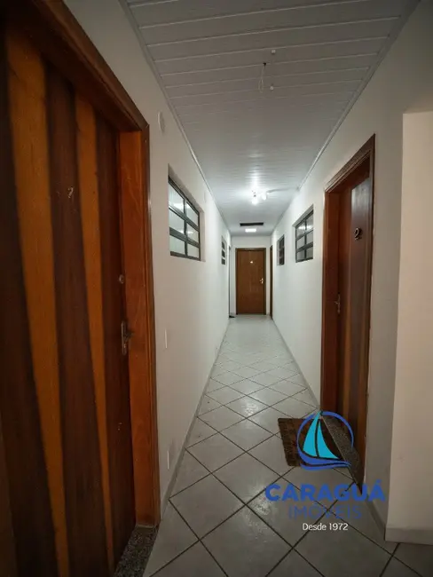 Foto 6 de Kitnet com 1 quarto para alugar, 35m2 em Centro, Caraguatatuba - SP