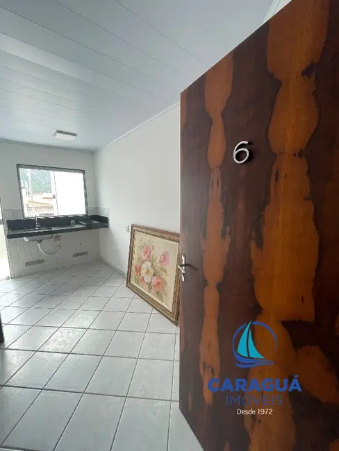 Foto 3 de Kitnet com 1 quarto para alugar, 35m2 em Centro, Caraguatatuba - SP