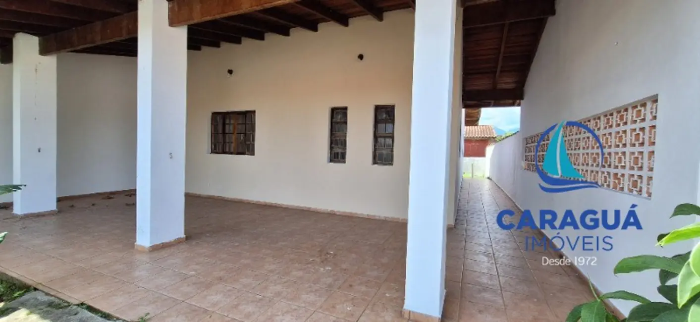 Foto 2 de Casa com 2 quartos à venda, 154m2 em Caraguatatuba - SP