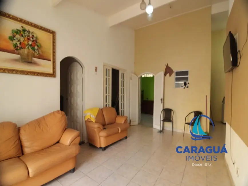 Foto 3 de Casa com 4 quartos para alugar, 136m2 em Sumaré, Caraguatatuba - SP