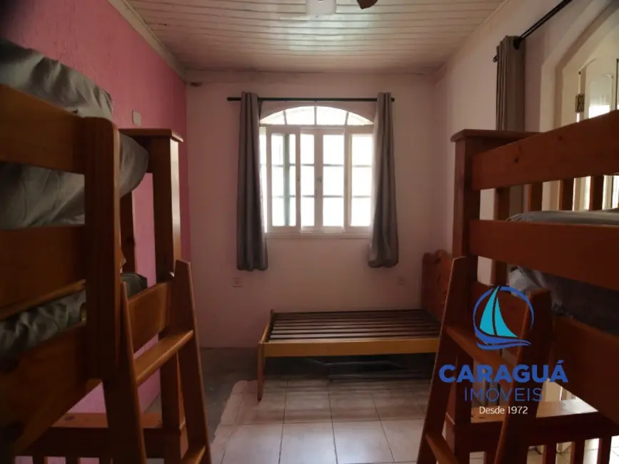 Foto 6 de Casa com 4 quartos para alugar, 136m2 em Sumaré, Caraguatatuba - SP
