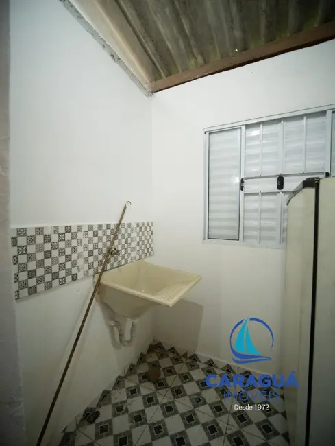 Foto 3 de Kitnet com 1 quarto para alugar, 30m2 em Caputera, Caraguatatuba - SP