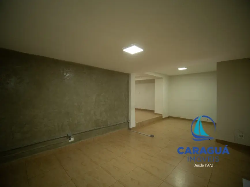 Foto 3 de Loja para alugar, 80m2 em Centro, Caraguatatuba - SP