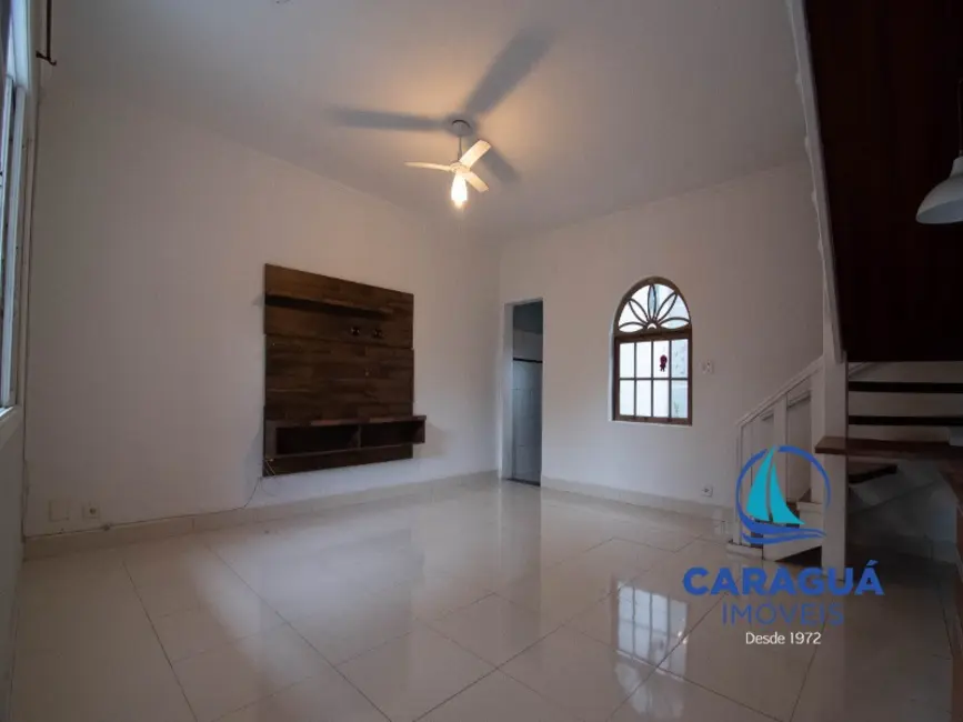 Casa com 2 quartos à venda e para alugar, 120m2 em Prainha, Caraguatatuba - SP - imagem 4 Foto 4 de Casa com 2 quartos à venda e para alugar, 120m2 em Prainha, Caraguatatuba - SP