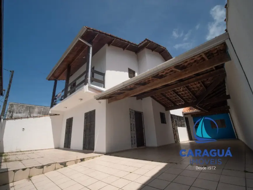 Foto 1 de Casa com 5 quartos à venda e para alugar, 266m2 em Centro, Caraguatatuba - SP