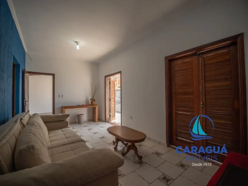 Foto 2 de Casa com 5 quartos à venda e para alugar, 266m2 em Centro, Caraguatatuba - SP