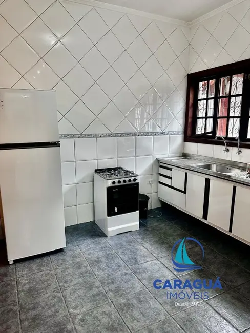 Foto 2 de Casa com 5 quartos à venda e para alugar, 266m2 em Centro, Caraguatatuba - SP