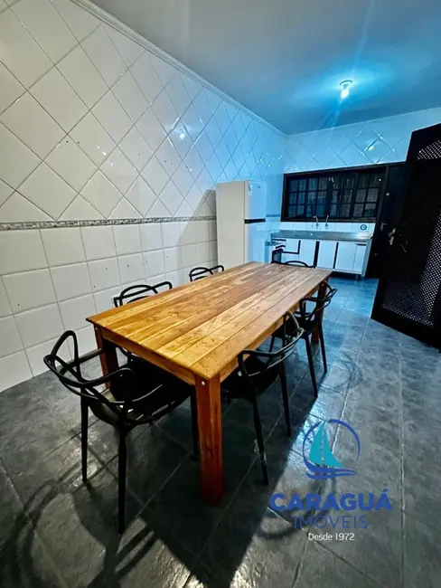Foto 8 de Casa com 5 quartos à venda e para alugar, 266m2 em Centro, Caraguatatuba - SP