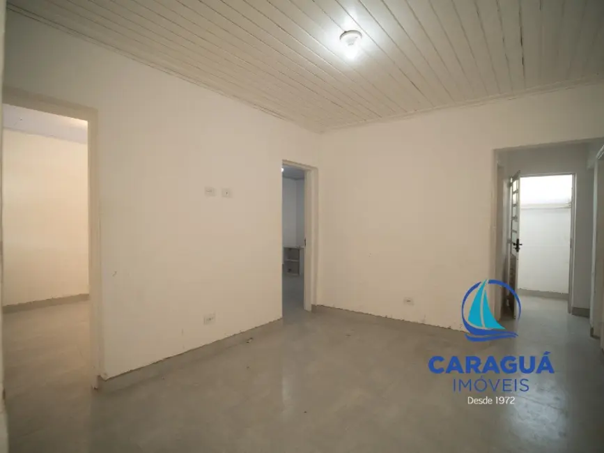 Foto 2 de Casa com 2 quartos para alugar, 85m2 em Sumaré, Caraguatatuba - SP