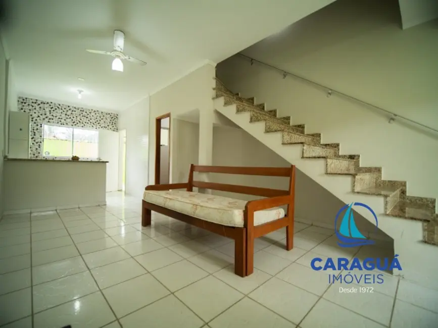 Foto 2 de Casa com 2 quartos para alugar, 110m2 em Sumaré, Caraguatatuba - SP