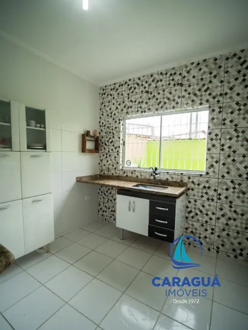 Foto 4 de Casa com 2 quartos para alugar, 110m2 em Sumaré, Caraguatatuba - SP