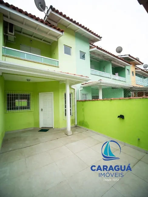 Foto 1 de Casa com 2 quartos para alugar, 110m2 em Sumaré, Caraguatatuba - SP