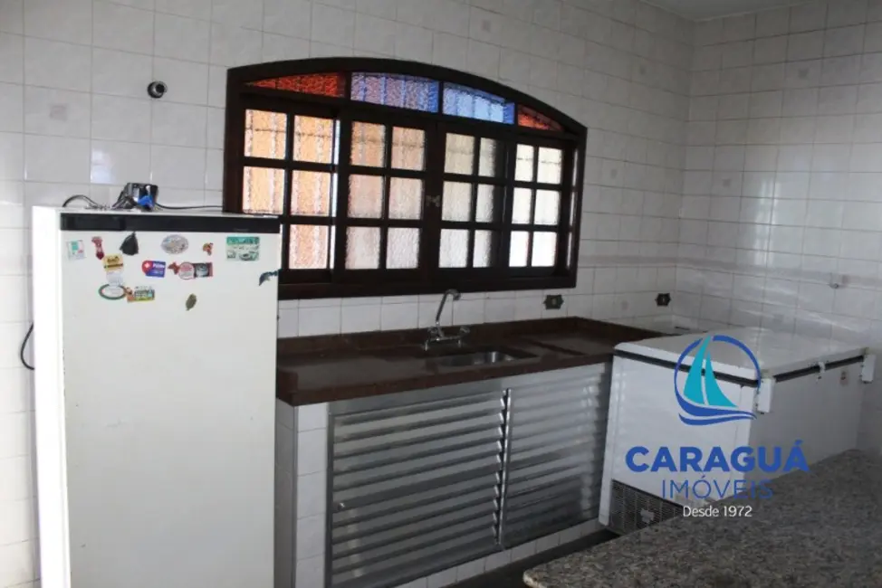 Foto 8 de Casa com 3 quartos para alugar, 160m2 em Indaiá, Caraguatatuba - SP
