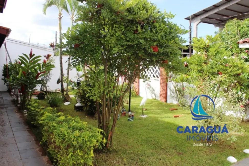 Foto 2 de Casa com 3 quartos para alugar, 160m2 em Indaiá, Caraguatatuba - SP