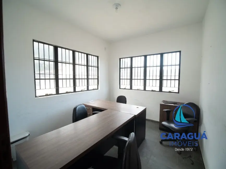 Foto 9 de Armazém / Galpão para alugar, 300m2 em Sumaré, Caraguatatuba - SP