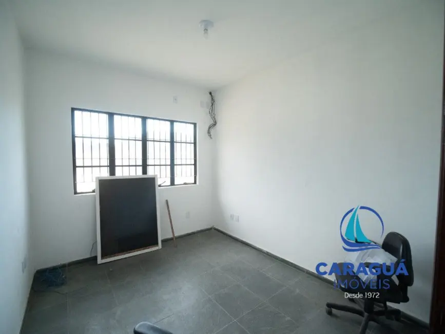 Foto 8 de Armazém / Galpão para alugar, 300m2 em Sumaré, Caraguatatuba - SP