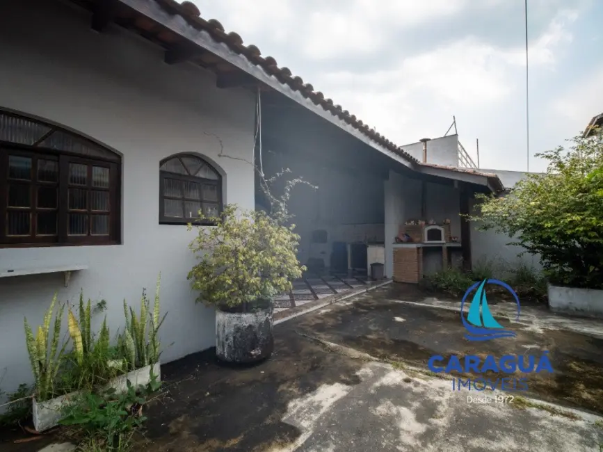 Foto 6 de Casa com 6 quartos para alugar, 309m2 em Indaiá, Caraguatatuba - SP