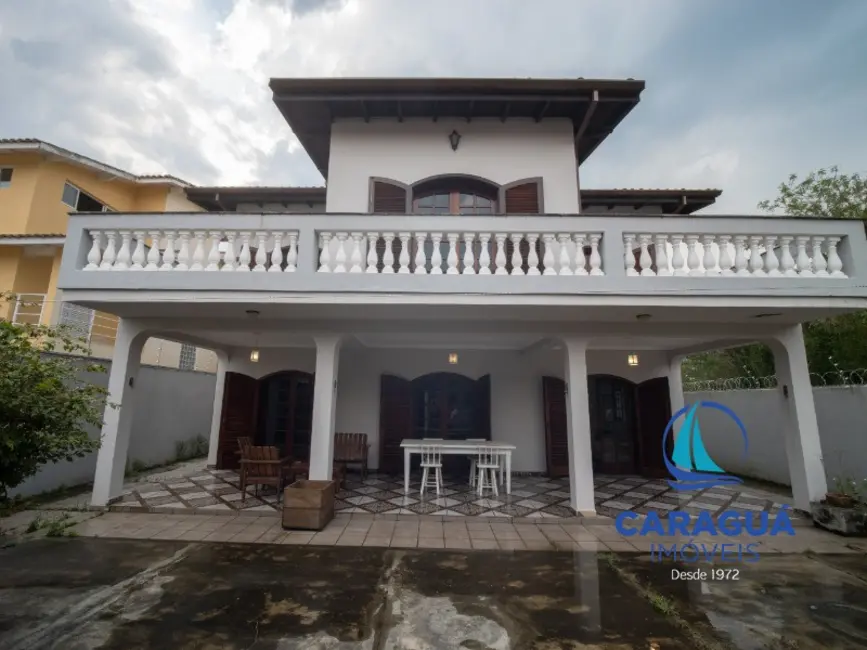 Foto 3 de Casa com 6 quartos para alugar, 309m2 em Indaiá, Caraguatatuba - SP