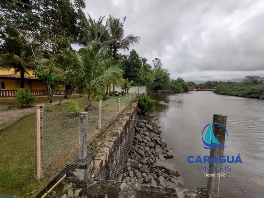 Foto 2 de Casa com 5 quartos para alugar, 450m2 em Caraguatatuba - SP