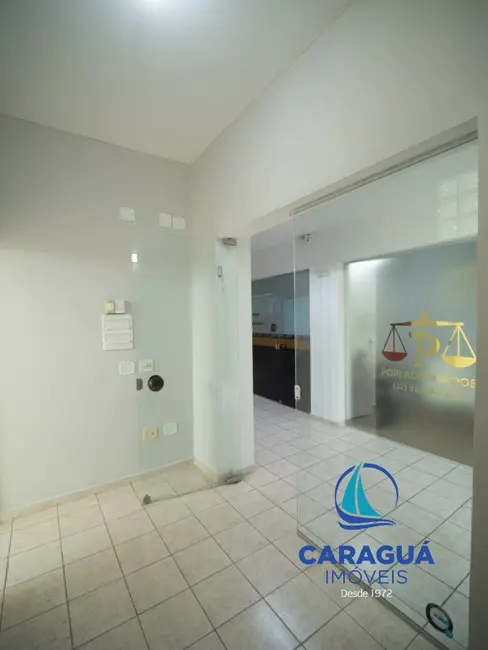 Foto 4 de Sala Comercial para alugar, 30m2 em Centro, Caraguatatuba - SP