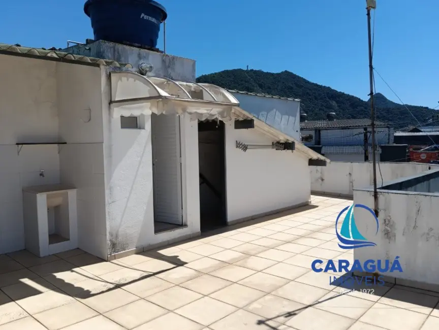 Foto 8 de Casa com 2 quartos à venda, 90m2 em Centro, Caraguatatuba - SP