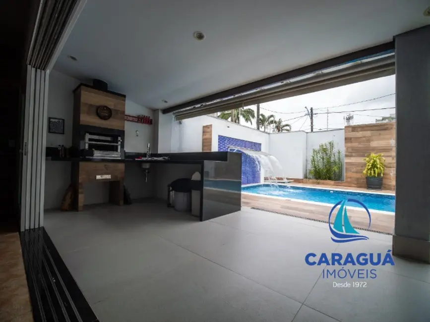 Foto 5 de Casa com 4 quartos à venda, 325m2 em Sumaré, Caraguatatuba - SP