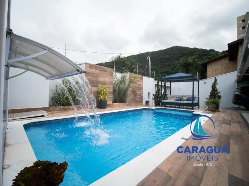 Foto 8 de Casa com 4 quartos à venda, 325m2 em Sumaré, Caraguatatuba - SP