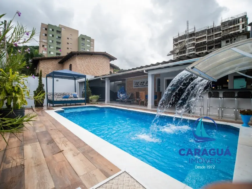 Foto 7 de Casa com 4 quartos à venda, 325m2 em Sumaré, Caraguatatuba - SP