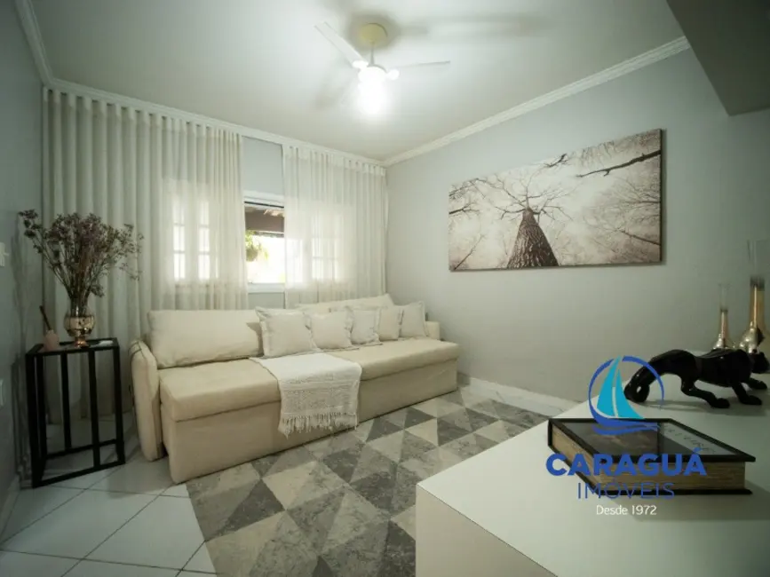 Foto 8 de Casa com 3 quartos à venda, 345m2 em Jardim Califórnia, Caraguatatuba - SP