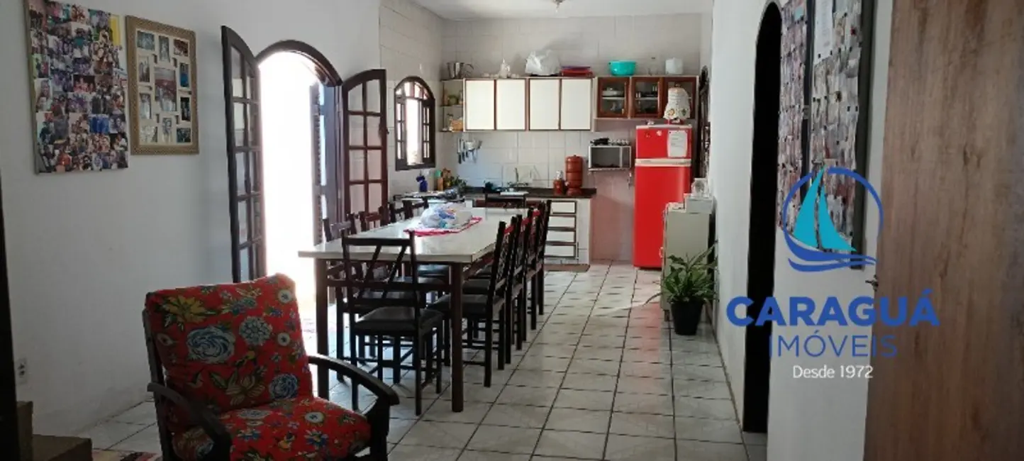 Foto 3 de Casa com 4 quartos à venda, 231m2 em Cidade Jardim, Caraguatatuba - SP