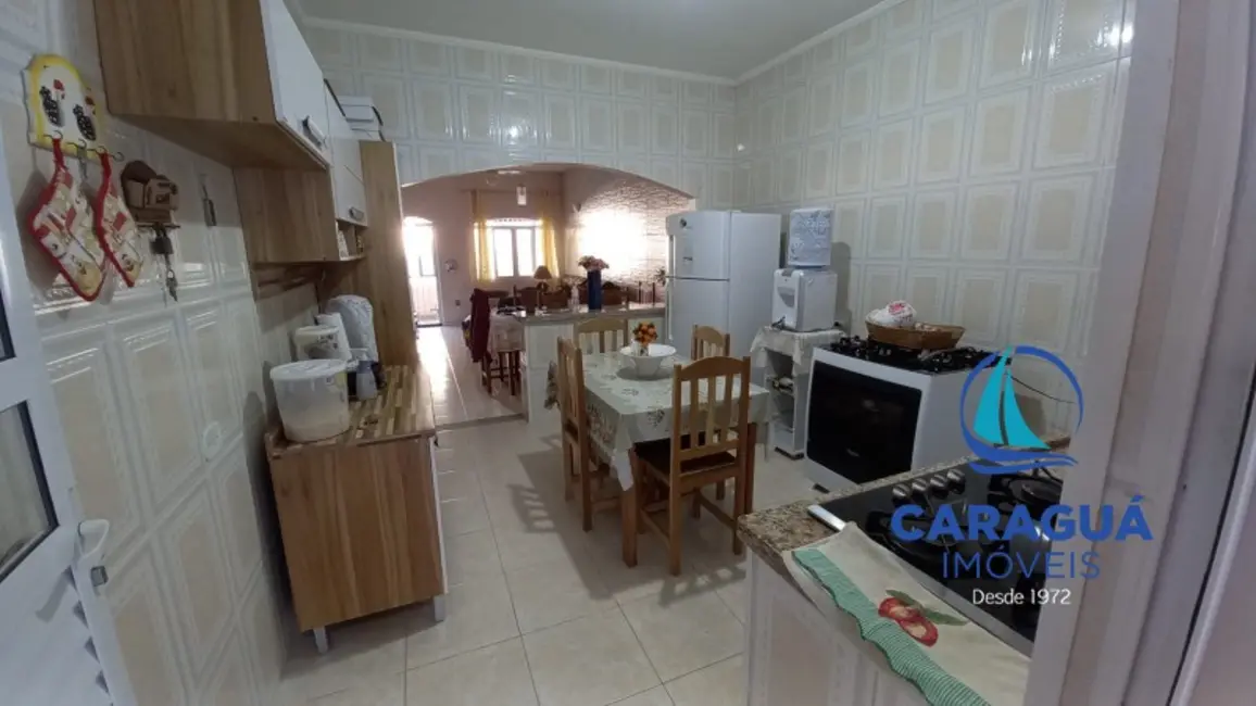Foto 8 de Casa com 2 quartos à venda, 72m2 em Praia das Palmeiras, Caraguatatuba - SP