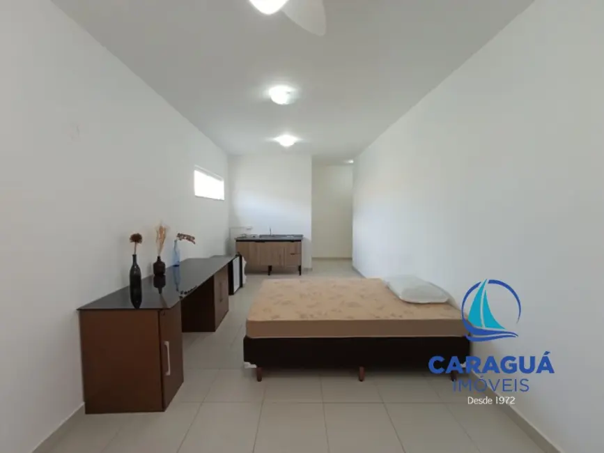 Foto 8 de Kitnet para alugar, 30m2 em Centro, Caraguatatuba - SP