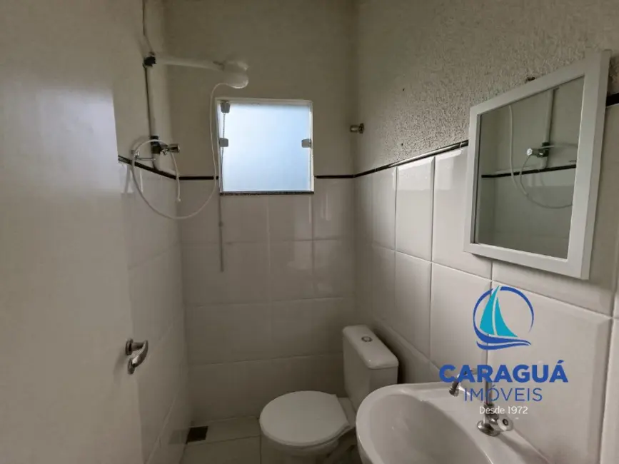 Foto 4 de Kitnet com 1 quarto para alugar, 30m2 em Centro, Caraguatatuba - SP
