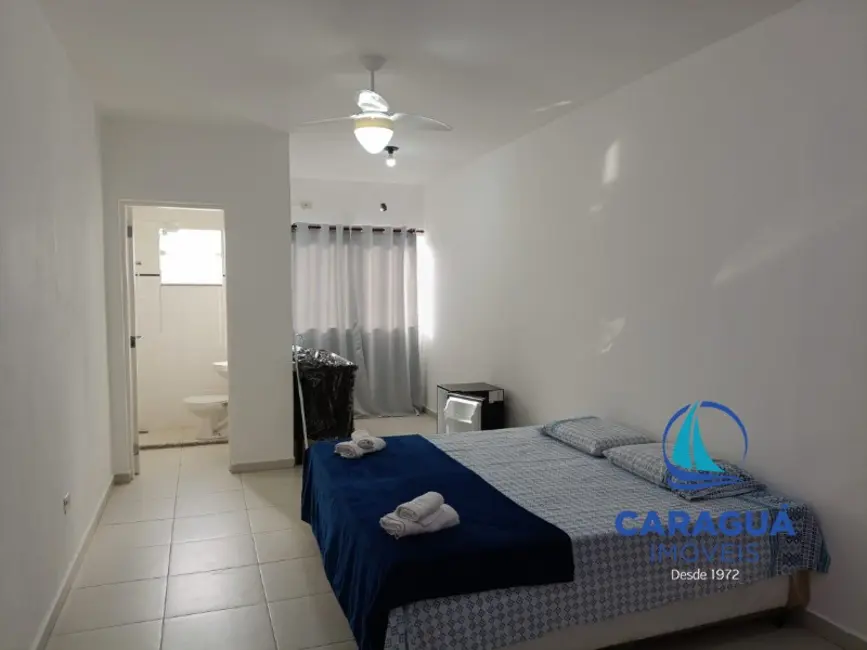 Foto 3 de Kitnet com 1 quarto para alugar, 30m2 em Centro, Caraguatatuba - SP
