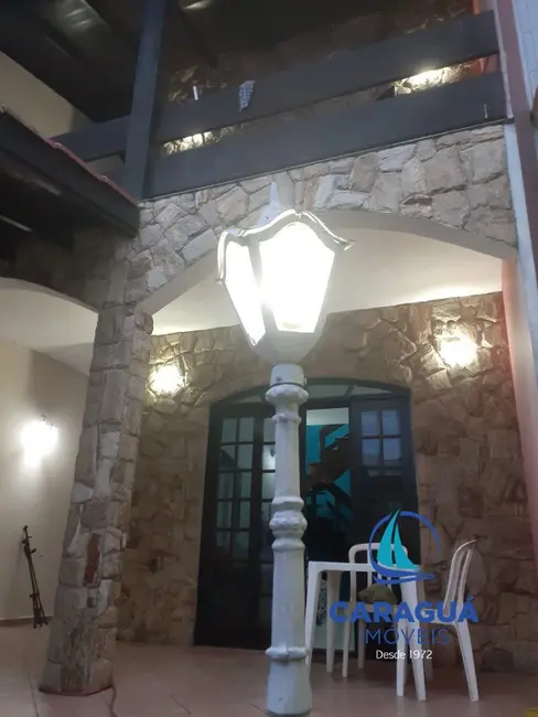 Foto 4 de Casa com 2 quartos à venda, 171m2 em Indaiá, Caraguatatuba - SP