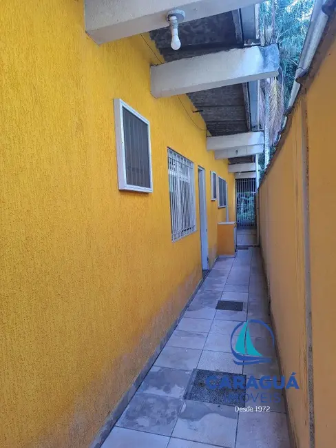 Foto 3 de Casa com 2 quartos à venda, 69m2 em Rio do Ouro, Caraguatatuba - SP