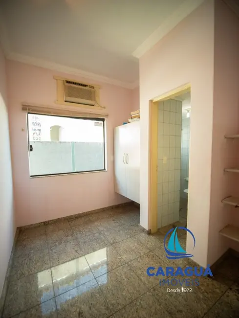 Sala Comercial para alugar, 60m2 em Centro, Caraguatatuba - SP - imagem 4 Foto 4 de Sala Comercial para alugar, 60m2 em Centro, Caraguatatuba - SP