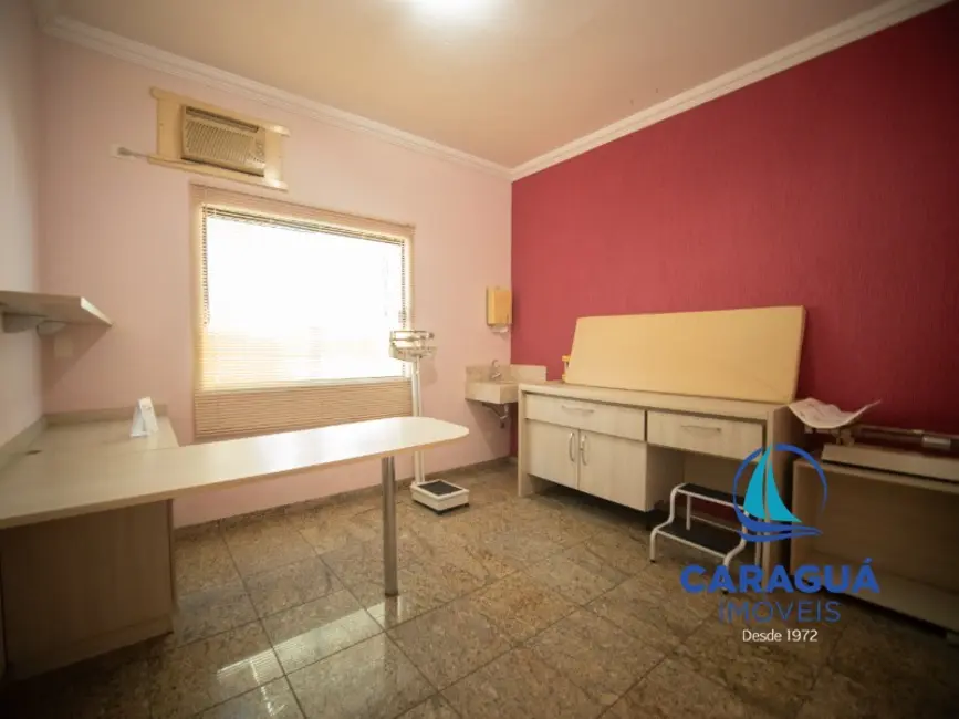 Sala Comercial para alugar, 60m2 em Centro, Caraguatatuba - SP - imagem 1 Foto 1 de Sala Comercial para alugar, 60m2 em Centro, Caraguatatuba - SP