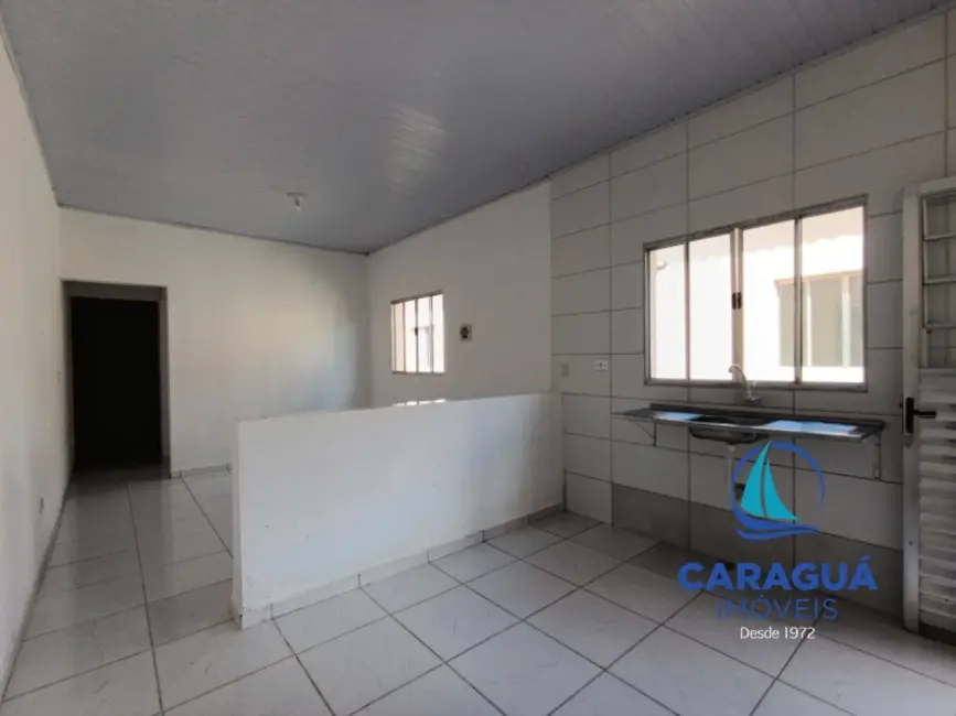 Foto 2 de Casa de Condomínio com 1 quarto à venda e para alugar, 40m2 em Morro do Algodão, Caraguatatuba - SP