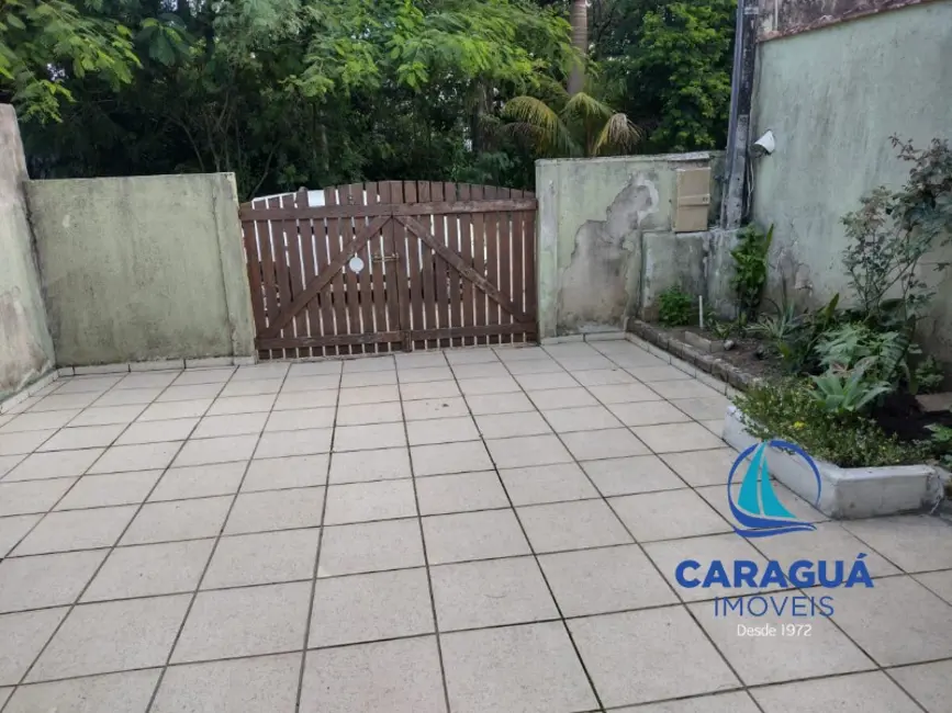 Foto 2 de Casa com 1 quarto à venda, 70m2 em Jardim Terralão, Caraguatatuba - SP