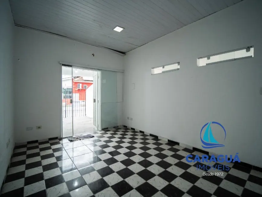 Foto 1 de Casa com 1 quarto para alugar, 75m2 em Indaiá, Caraguatatuba - SP